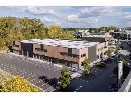 vente local d’activités 648m² à 669m²