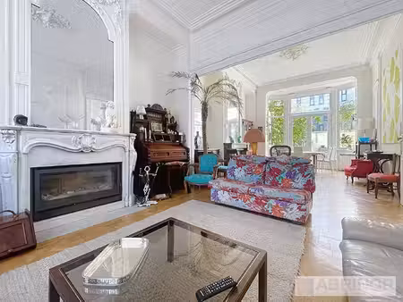 maison de caractère 6 chambres ? 319 m² avec jardin  garage et potentiel à exploiter