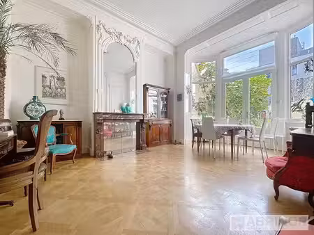 lille - maison de caractère 6 chambres ? 319 m² avec jardin  garage et potentiel à exploit