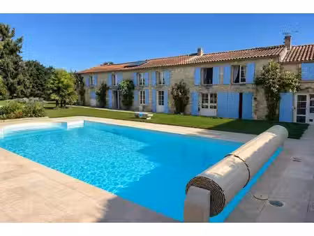 maison à vendre 9 pièces longeves (17)