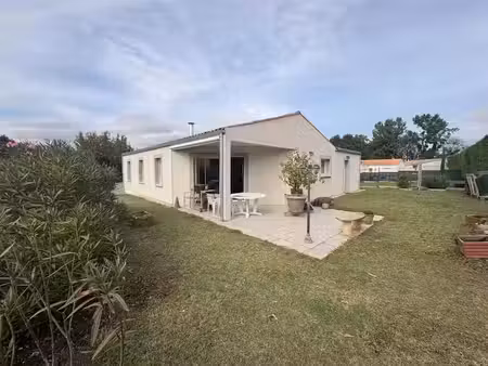 vente maison 4 pièces 97.5 m² à pisany (17600)  291 500 €