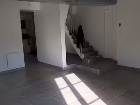 location maison de bourg