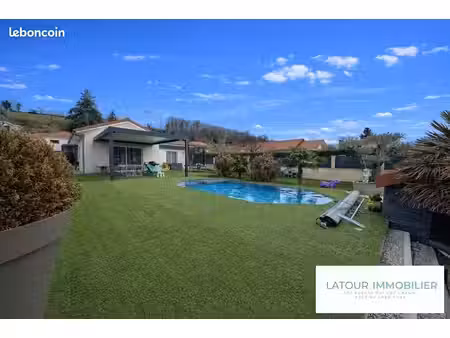 propriété 5 pièces 120 m²
