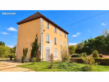appartement 3 pièces 55 m²