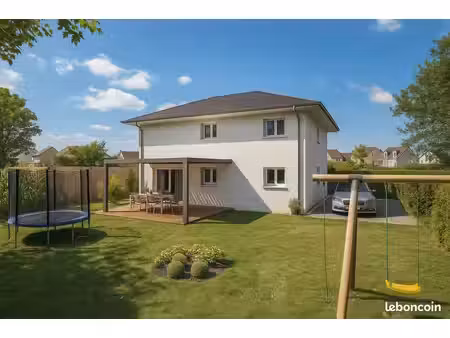 maison 4 pièces 90 m²