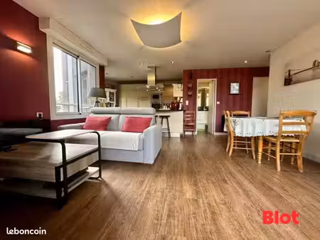 appartement 2 pièces 63 m²