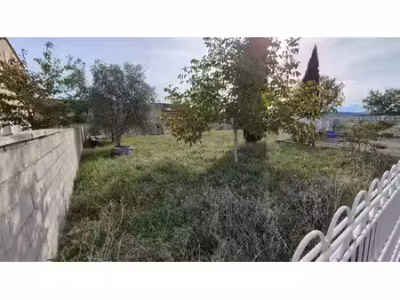 terrain constructible neuf à vendre