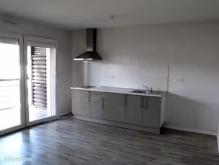 2 pièces 41 m² – centre ville - 40160 parentis-en-born