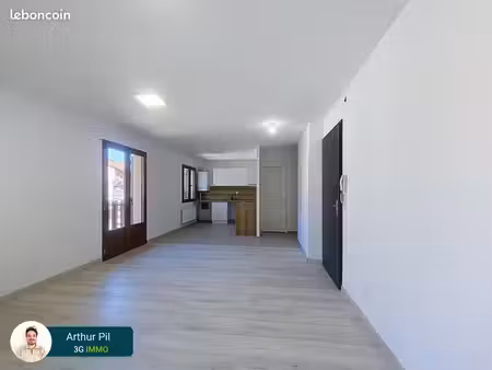 la tour-du-pin centre – duplex 4 pièces de 70 m² avec balcon  parking et cave