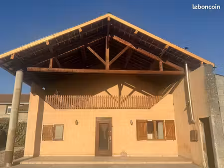 maison de village 4 pièces 90 m²