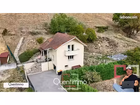 maison 6 pièces 104 m²