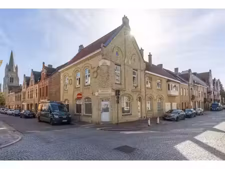 magistraal herenhuis in het centrum van nieuwpoort-stad –...