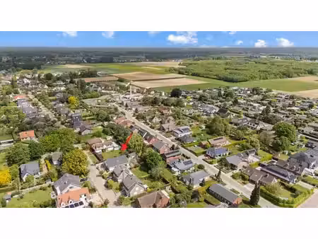 terrain à bâtir avec permis de construction!
