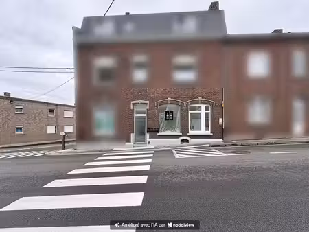 rez commercial à louer