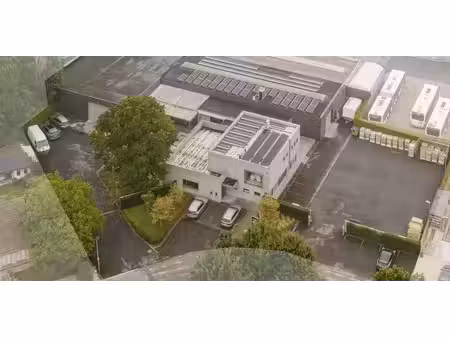 bâtiment d’entreprise à vendre à sint-eloois-vijve pour € 1.350.000