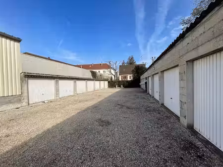 parking à louer