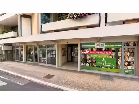 local commercial à vendre