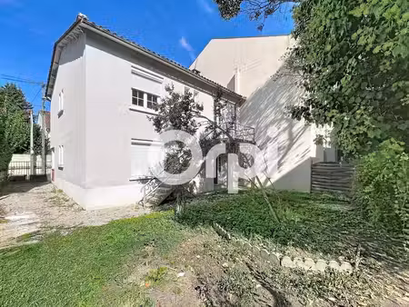 maison de ville à vendre