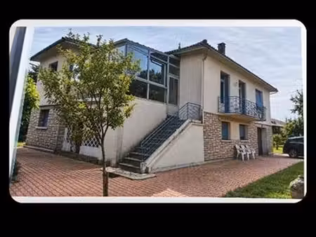 ? maison familiale 6 pièces – 123 m² habitables – terrain de 1 494 m²