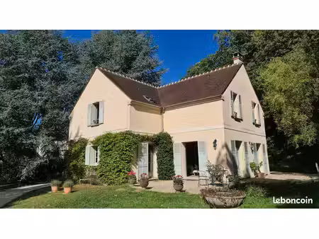 propriété 6 pièces 190 m²