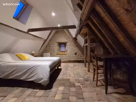 f4 duplex meublé