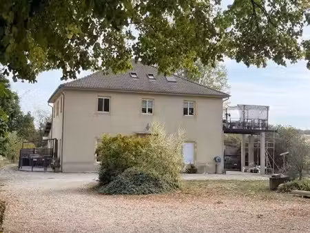 charmant appartement t6 duplex 91 m² (139 m² au sol) – pouilly