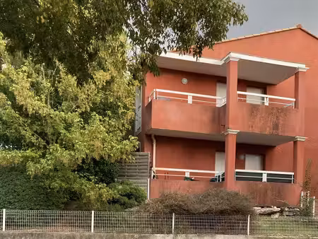 appartement t2 + parking fermé