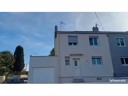 maison f4 bosse d etion .garage et jardin