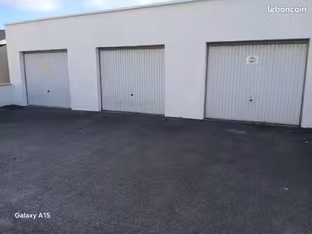 location d’un box à tillé