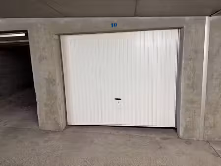 parking à louer