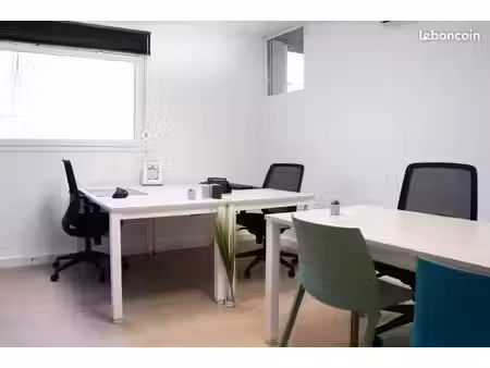 location bureau fermé zone de viais