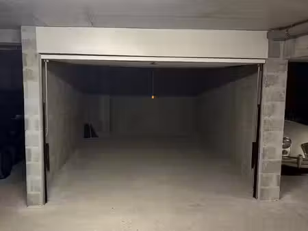 parking à louer
