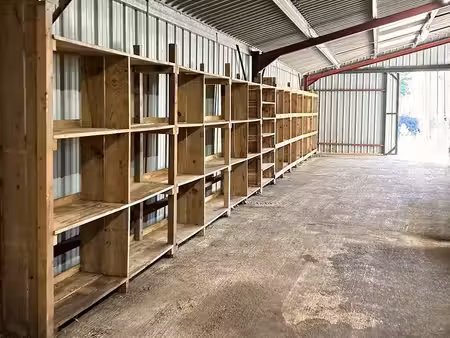hangar 144 m² à louer – cartelègue – porte 3 m