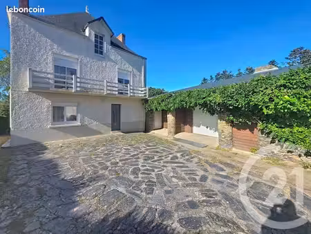 maison 7 pièces 126 m²