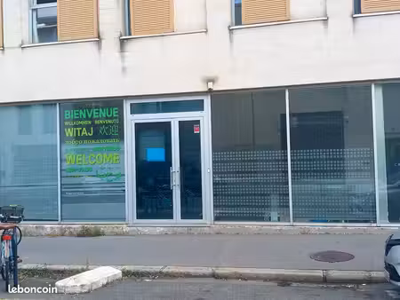 bureaux 58 m² bordeaux