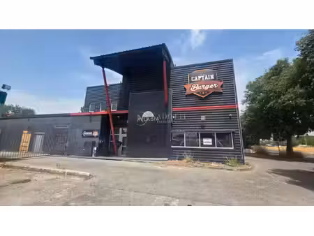 local commercial à vendre