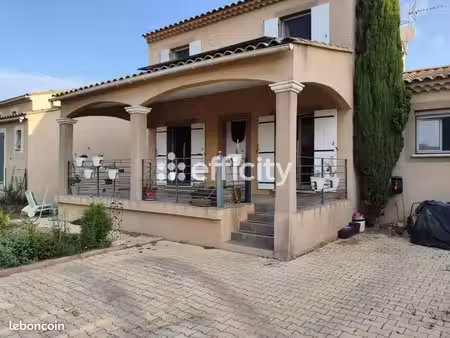 villa à vendre