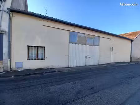 entrepôt de 320m2 agen centre