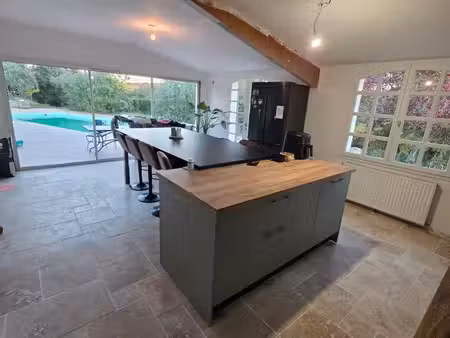 villa 204 m² avec piscine et studio indépendant