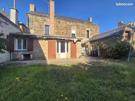 maison 8 pièces 155 m²