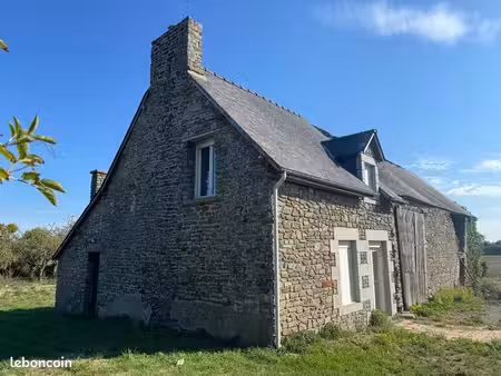 maison courtils