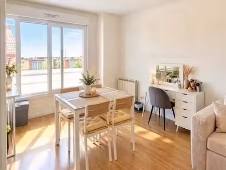 appartment t2 lumineux idealement situé à bailleul