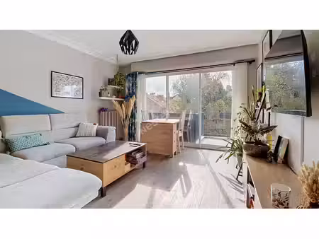 exclusivité nantes - americains / appartement 3 pièces 53m2 exposép ouest avec balcon  cav