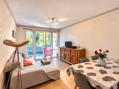 appartement 3 pièces 70 m² avec balcon et cave