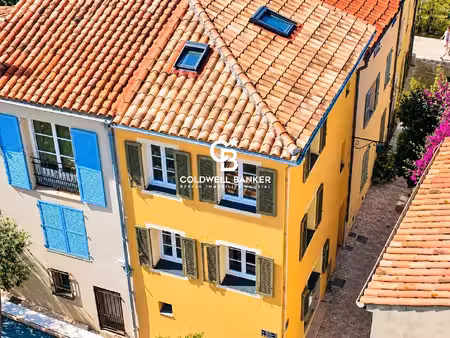 saint-tropez – authentique maison de village avec vue mer