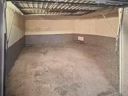 location garage grenoble