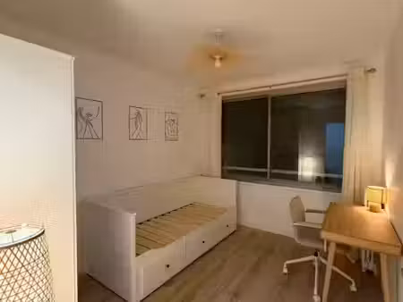 location meublée locaux professionnels 1 pièce 52 m² à boulogne-billancourt (92100)  900 €
