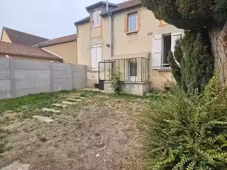 vente maison 4 pièces 114 m² à roucy (02160)  195 000 €