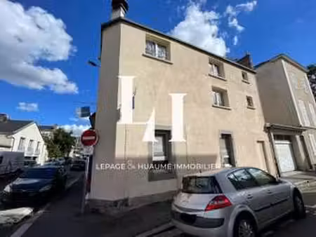 vente immeuble à laval (53000) : à vendre / 93m² laval