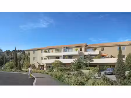 vente commerce meyreuil 13590 76m² à 267m²